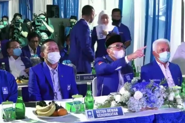 Soetrisno Bachir Ingin...