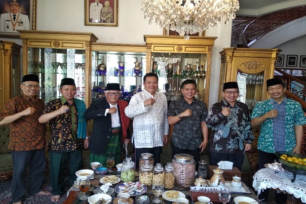 Sesepuh Jabar Yakin...