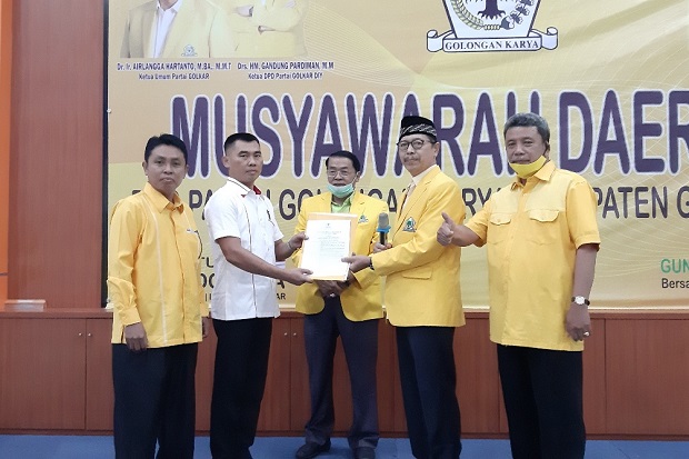 Golkar Resmi Dukung...