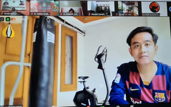 Gibran Galau Bukan Barcelona...
