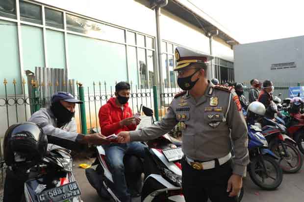 Cek Protokol Kesehatan,...