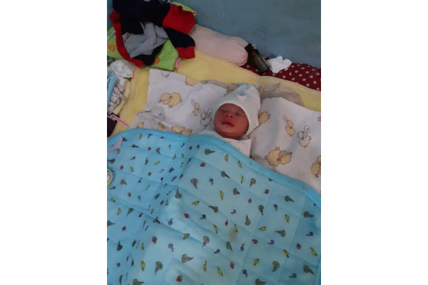 Sosok Bayi Perempuan...