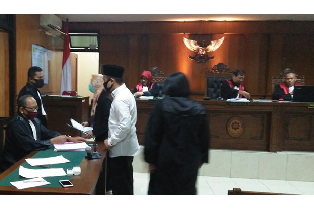 Dua Terdakwa Kasus Susur...