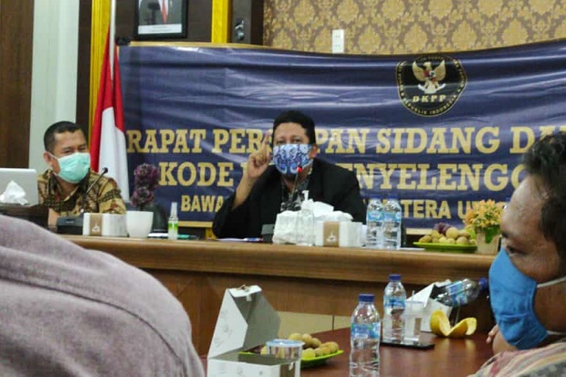 Dugaan Pelanggaran Kode...