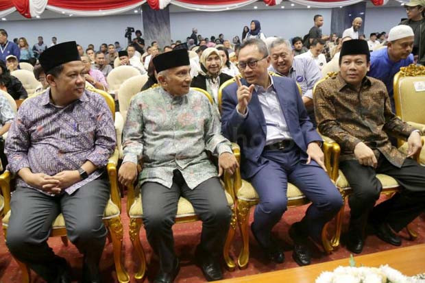 Berpisah dengan Amien...