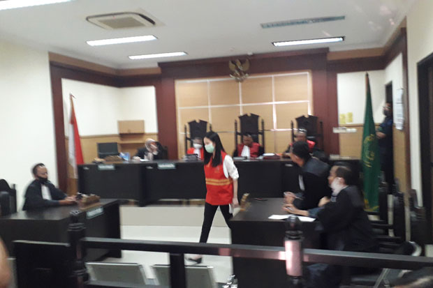 Tabrak Pejalan Kaki...