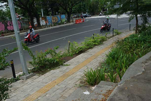 Baru Tayang, Proyek...