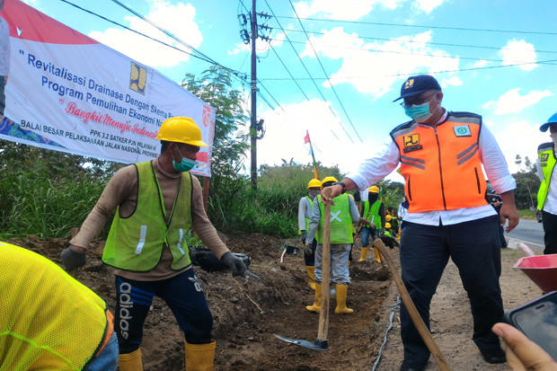 Libatkan Ribuan Pekerja...
