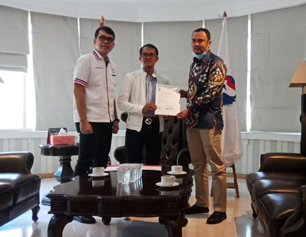 Dukung Benny-Irrada...