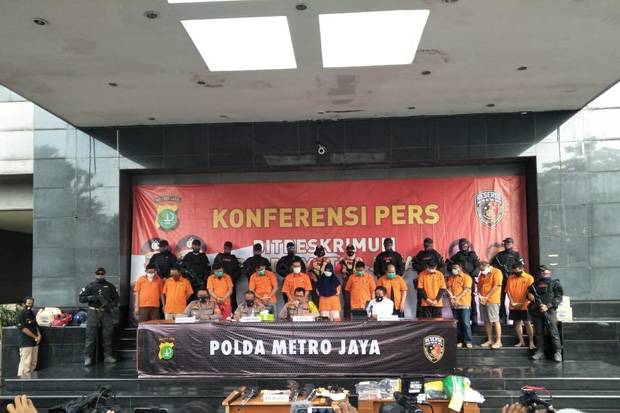 Polisi Duga NL Bayar...