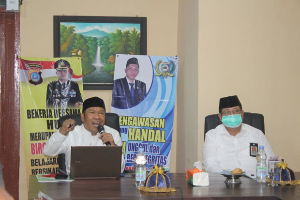 Wabup Morowali Hadiri...