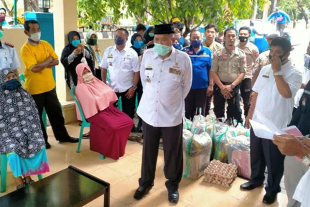 Honor Kerap Menunggak,...