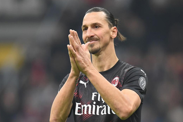 Zlatan Ibrahimovic Perpanjang...