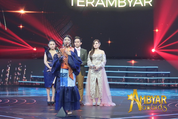 Tiara Andini Persembahkan...