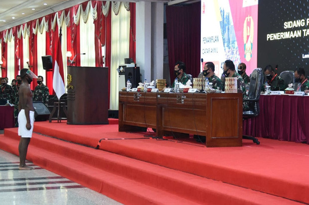 Gelar Pantukhir Catar...