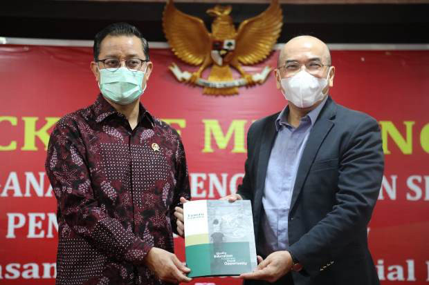 Mensos: Penanganan Stunting...