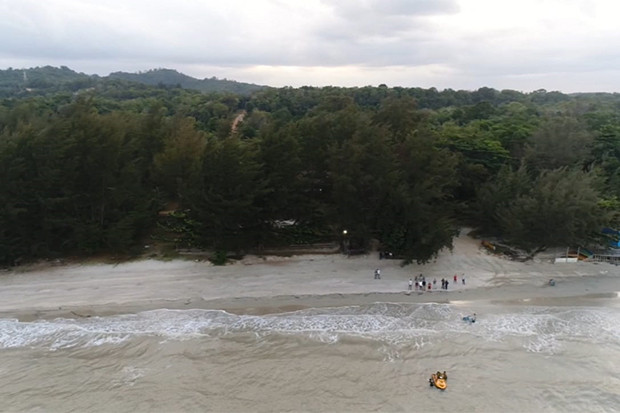 Cantiknya Pantai Van...