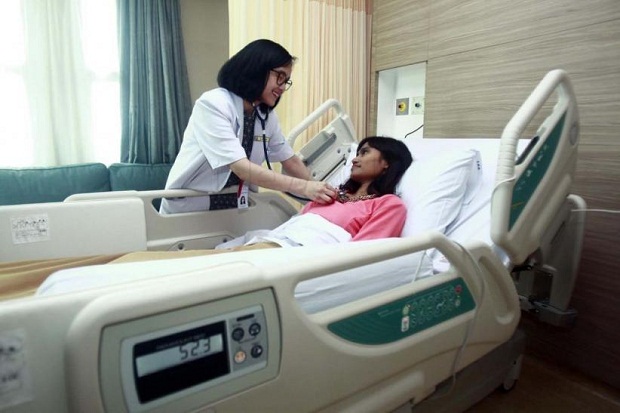 100 Dokter Gugur karena...