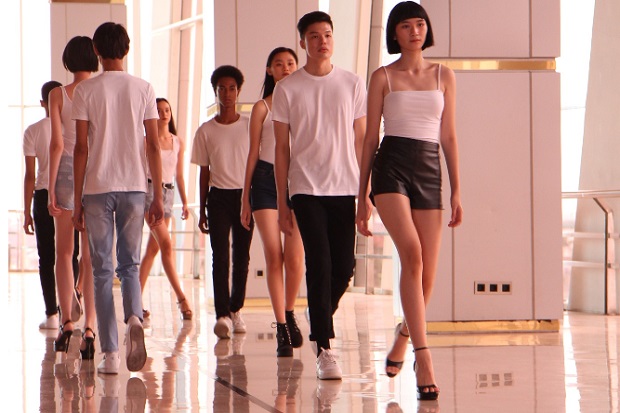 Jakarta Fashion Week...