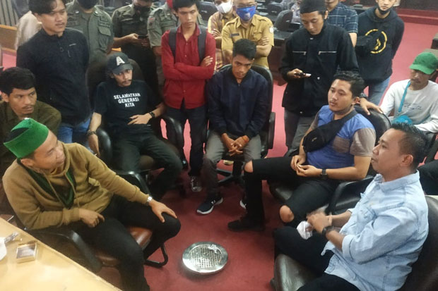 Demo Mahasiswa Rusak...