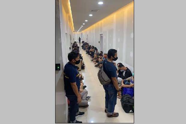Polisi Akan Lakukan...