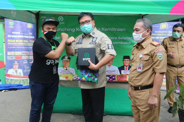 Kerja Sama Gojek dan...