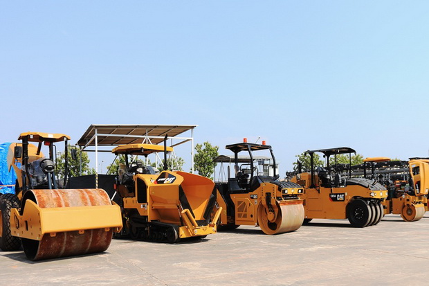 Paving Unggulan Trakindo...