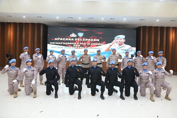 Misi Perdamaian Dunia,...