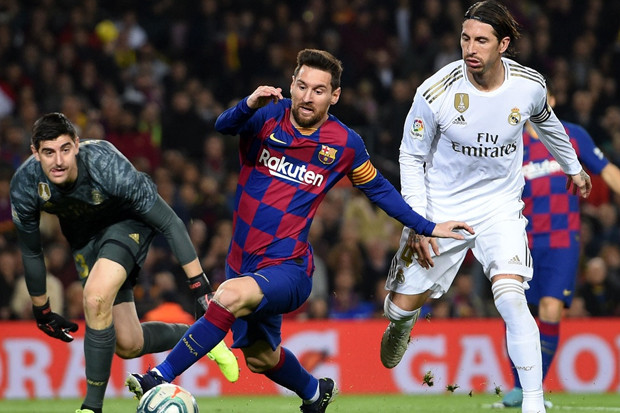 Messi Tinggalkan Barca,...