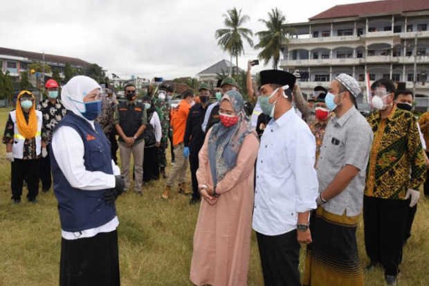 Gubernur Khofifah: Positif...