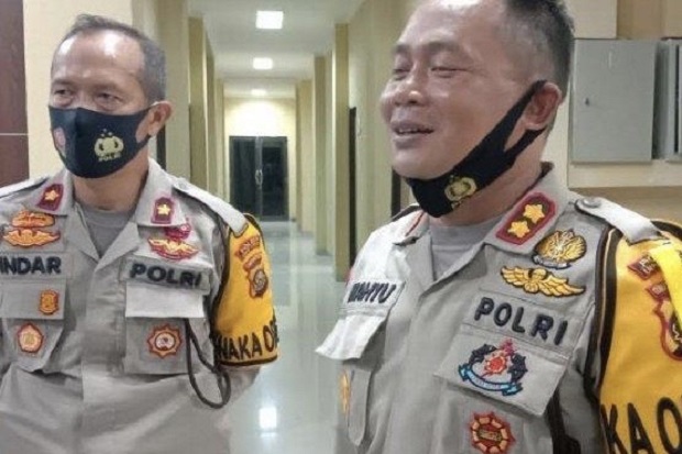 Polisi Tewas Ditikam,...