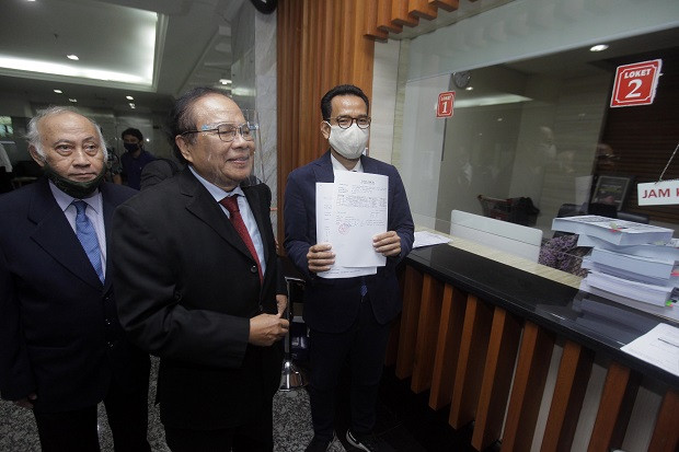 Gugat Presidential Threshold,...