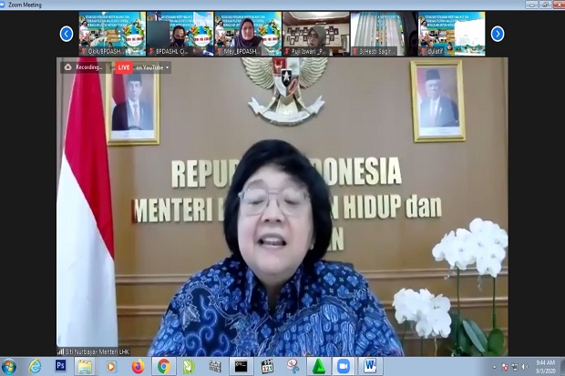 Menteri Siti Nurbaya...