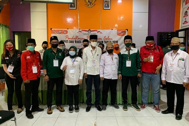 Daftar Pilkada Lamongan,...