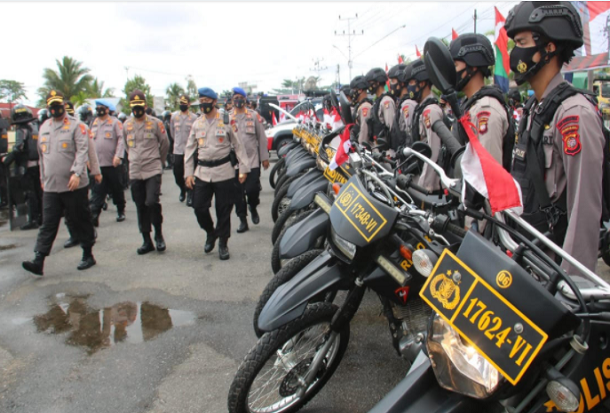 Cek Kesiapan Pasukan...