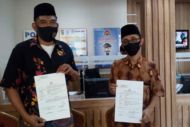 Diduga Dicatut Spanduk...