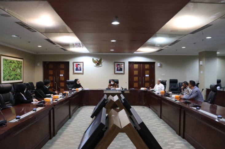 Bertemu Kepala Staff...