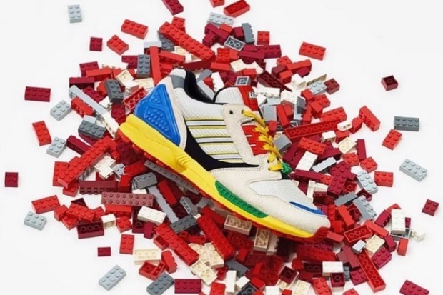 Adidas Gandeng Lego...