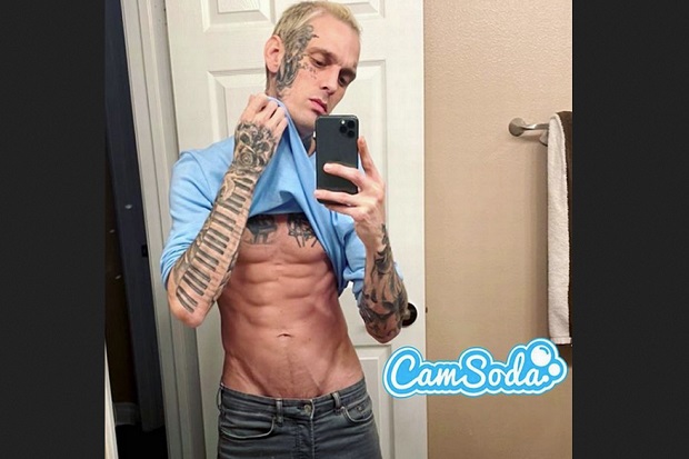 Aaron Carter Memilih...
