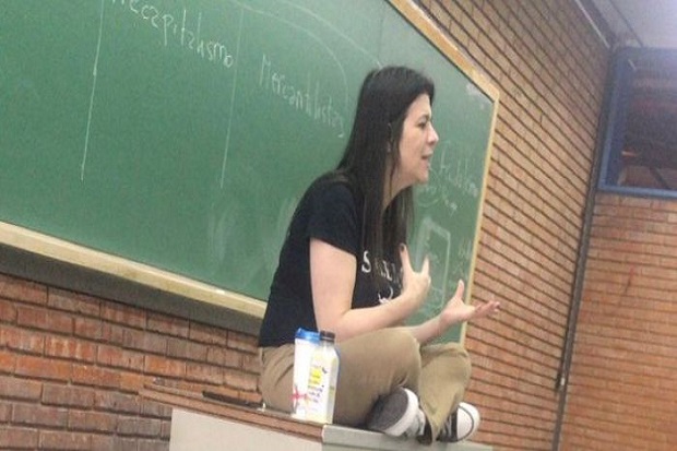 Sakit Covid-19, Profesor...