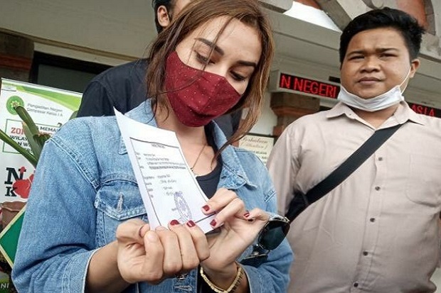 Istri Jerinx Ajukan...