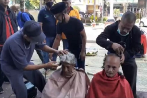 Bupati Jember Kena Sanksi,...