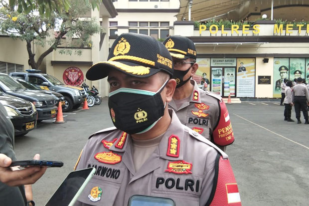 PSBB Total Lagi, Polisi...