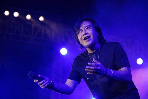 Konser Ari Lasso di...