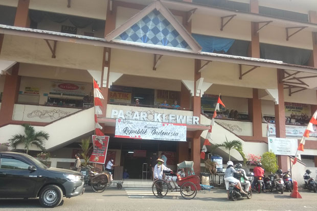 Pasar Klewer Panggung...
