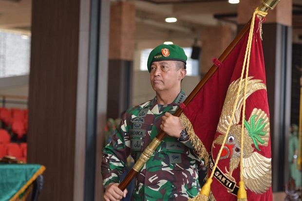 KSAD Pimpin Sertijab...