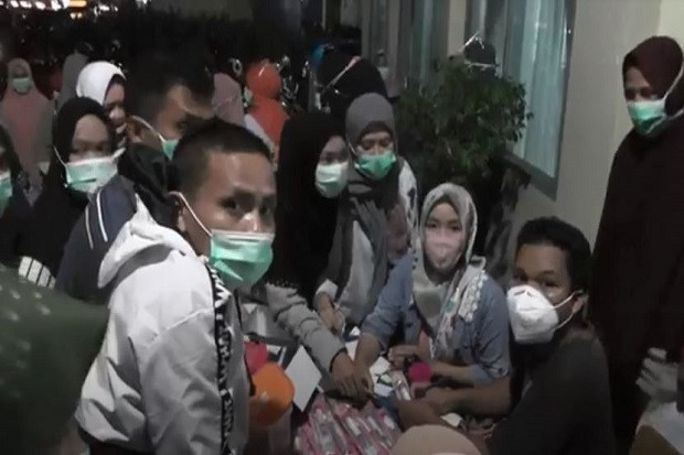 Dokter IGD Positif COVID-19,...