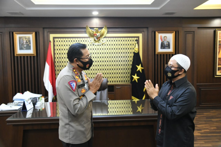 Hari Lalu Lintas Bhayangkara...