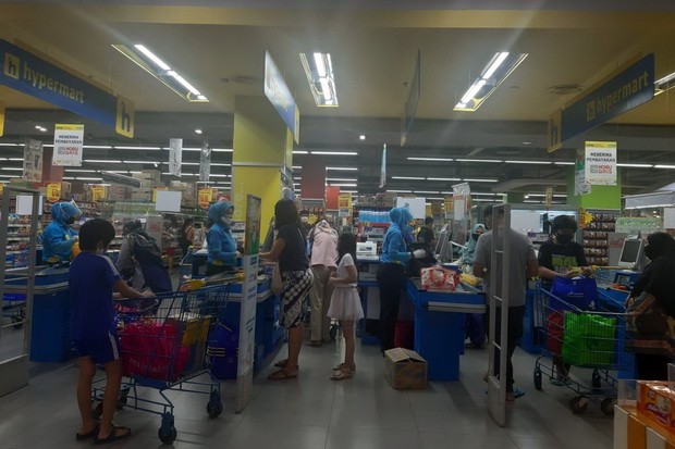 Jelang PSBB DKI Jakarta,...