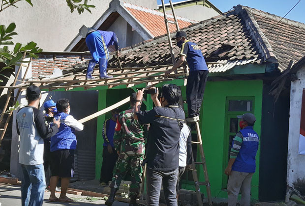 Pengamen Probolinggo,...
